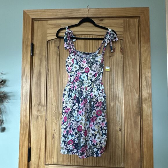As U Wish Women's Sleeveless Tie On Shoulder Short Mini Dress Summer Floral Sz M - Picture 3 of 16